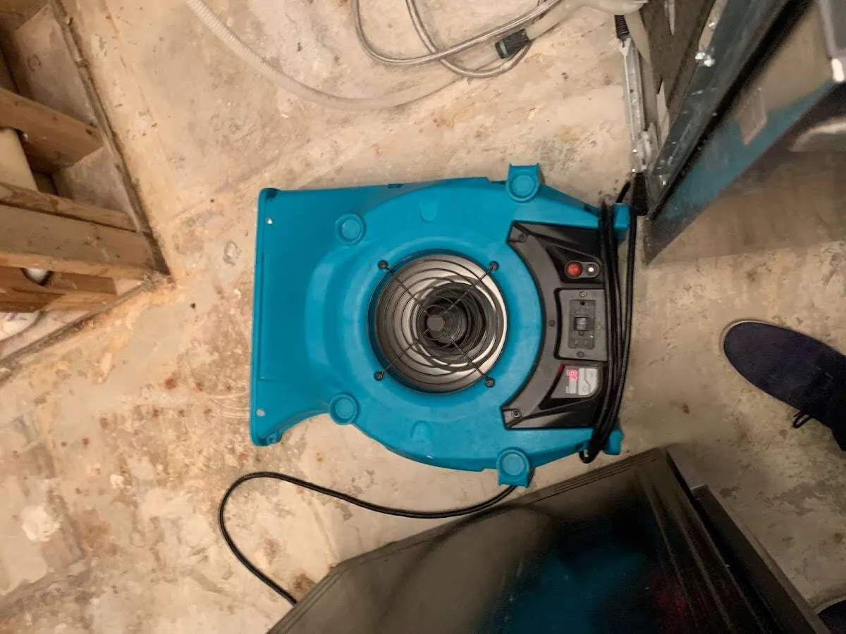 Air mover drying equipment for Mold Remediation & Removal in Tulsa
